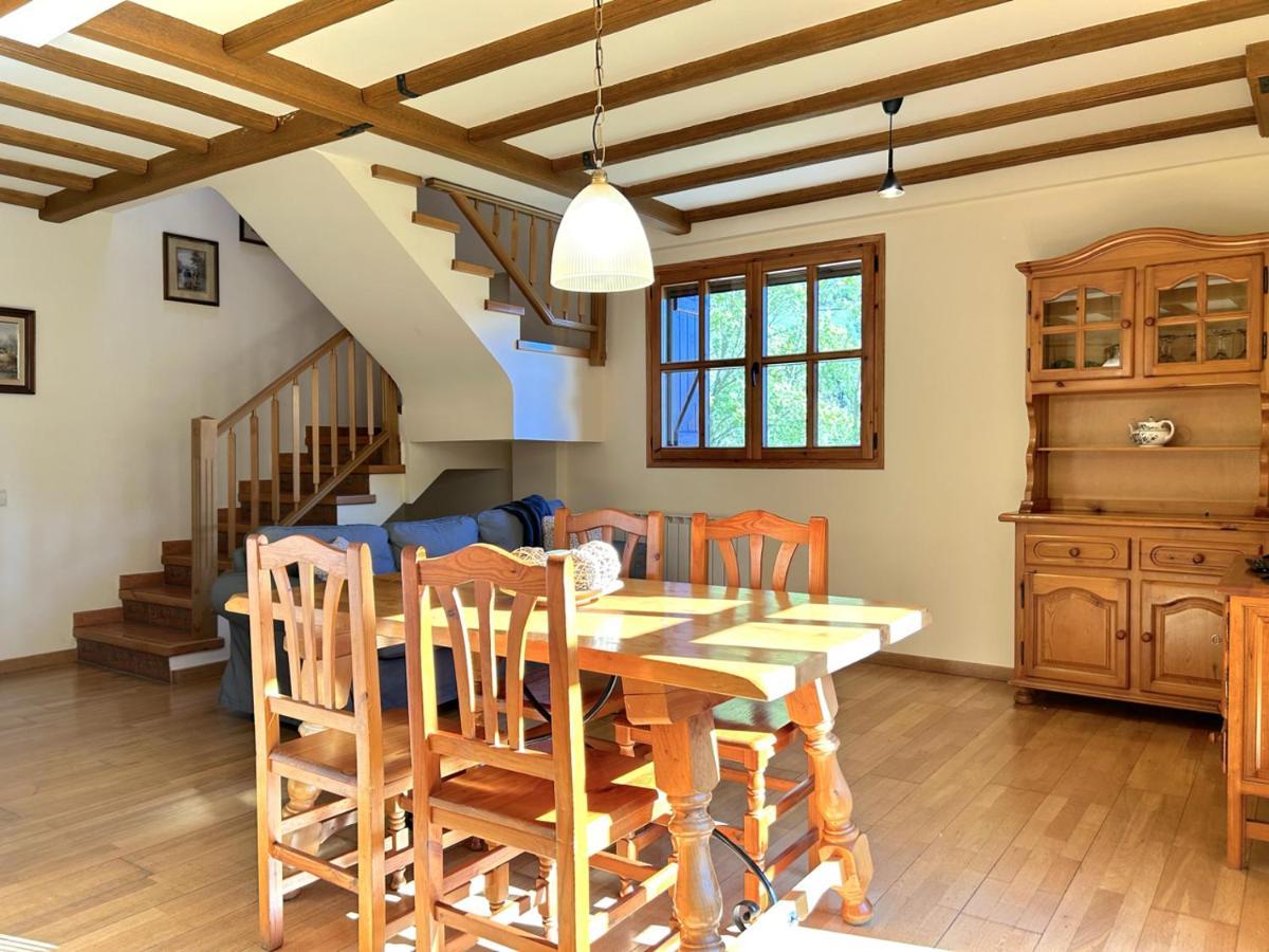 Duplex Familiar I De Muntanya A Escalo By Rural D'Aneu 아파트 외부 사진